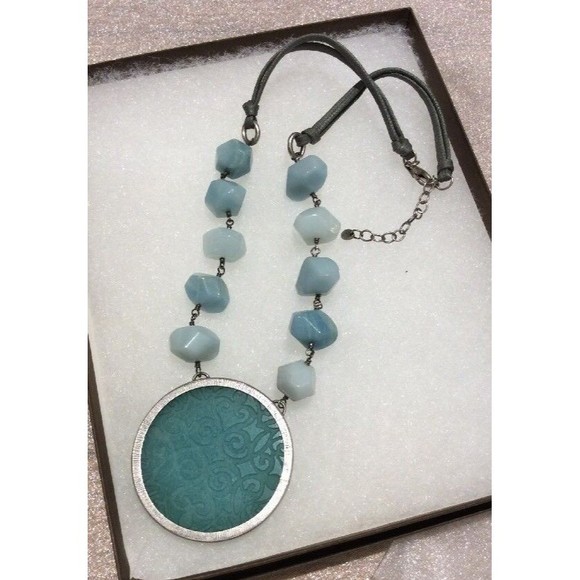 NEW~Silpada Sterling Silver Blue Quartzite Etched Pendant Necklace Retired - Picture 3 of 7